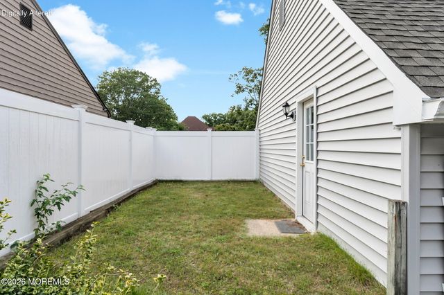 883 Goose Creek Road, Toms River, NJ 08753