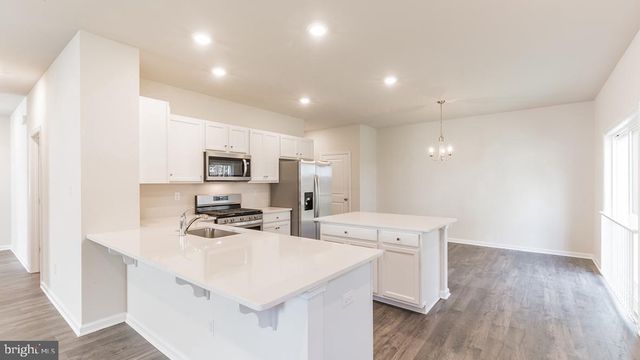 34 N PACKARD ST, Hammonton, NJ 08037