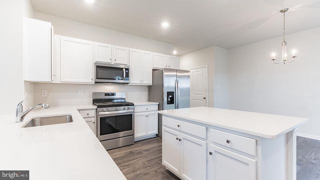 34 N PACKARD ST, Hammonton, NJ 08037