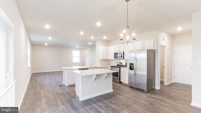 34 N PACKARD ST, Hammonton, NJ 08037