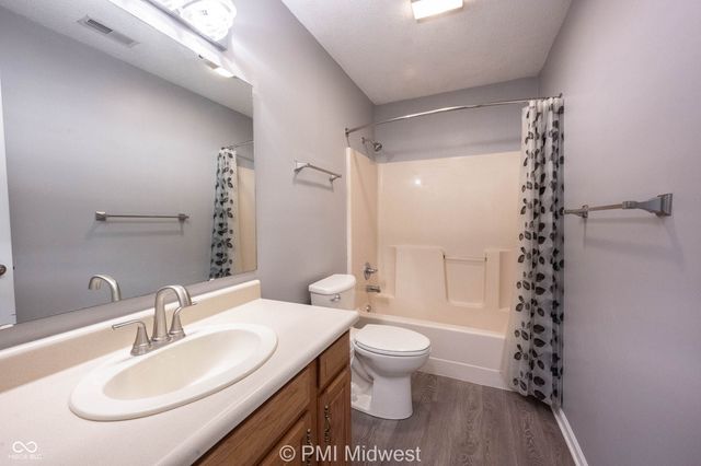 7912 Bitternut Drive, Indianapolis, IN 46236