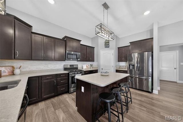 345 Mystic Brook Drive, O'fallon, MO 63366