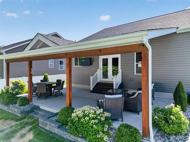 345 Mystic Brook Drive, O'fallon, MO 63366