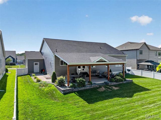 345 Mystic Brook Drive, O'fallon, MO 63366