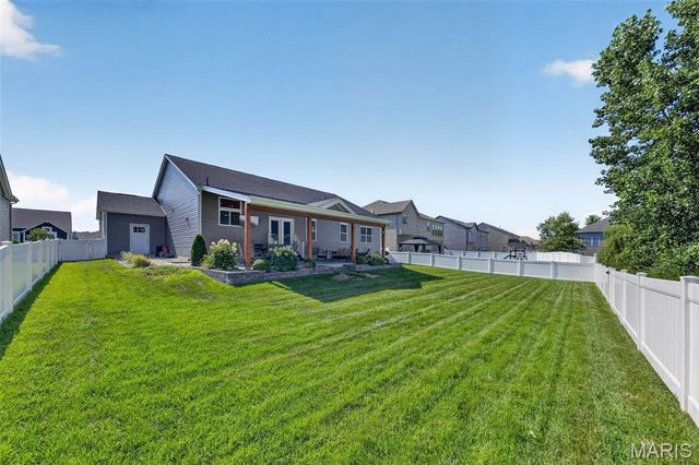 345 Mystic Brook Drive, O'fallon, MO 63366