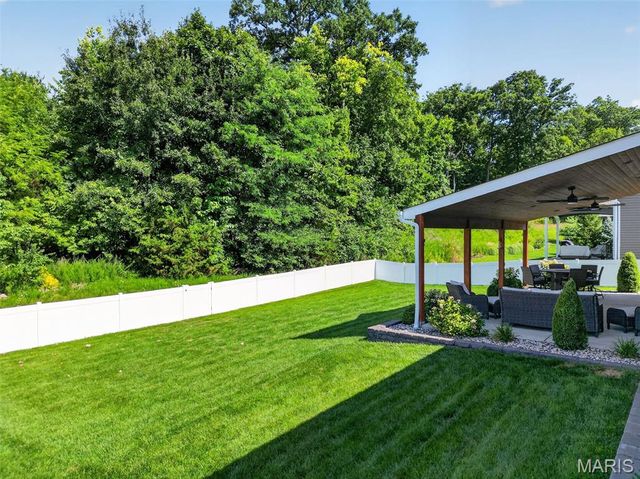 345 Mystic Brook Drive, O'fallon, MO 63366