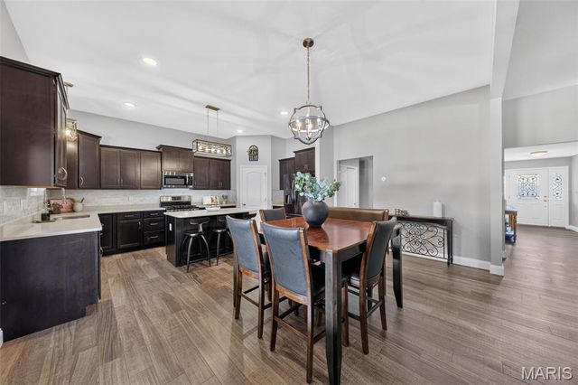 345 Mystic Brook Drive, O'fallon, MO 63366