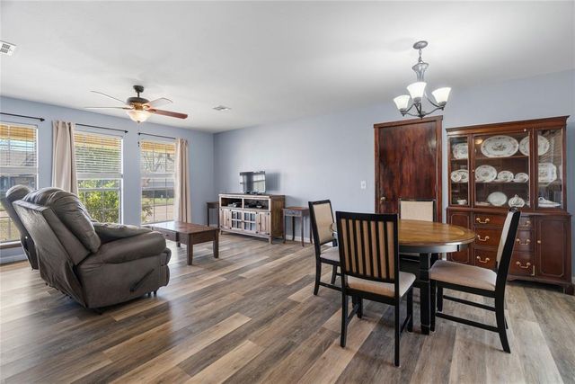 2109 N Lincoln Avenue, Moore, OK 73160