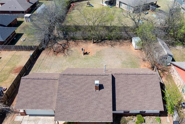 2109 N Lincoln Avenue, Moore, OK 73160