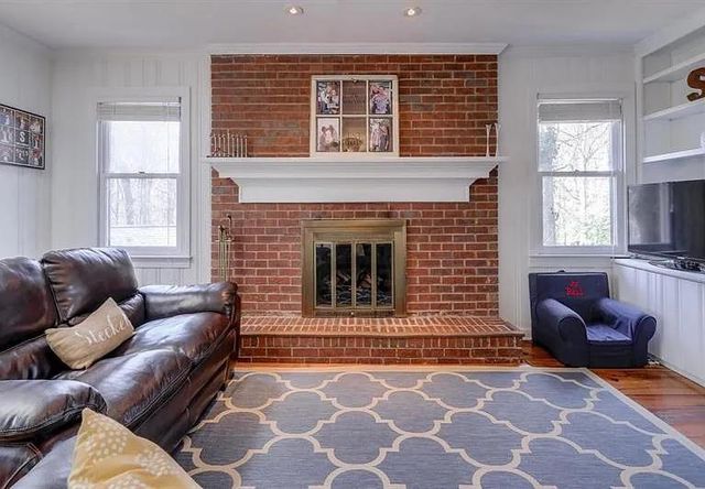 555 Greenland Road, Sandy Springs, GA 30342
