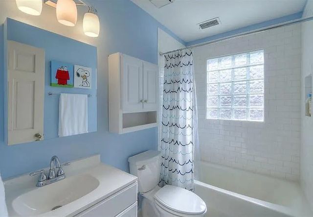 555 Greenland Road, Sandy Springs, GA 30342