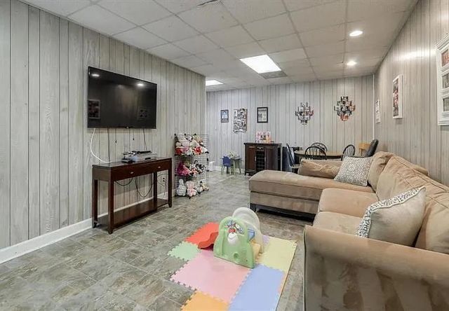 555 Greenland Road, Sandy Springs, GA 30342