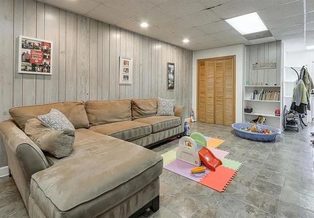 555 Greenland Road, Sandy Springs, GA 30342