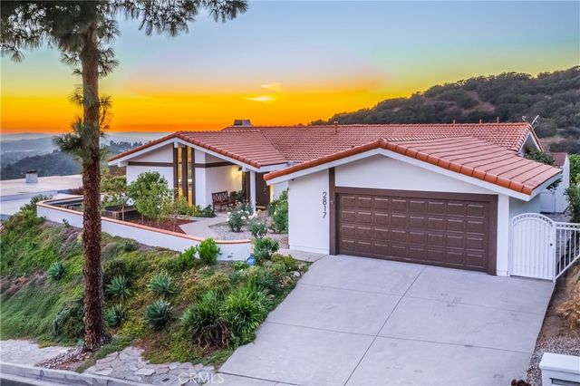 2817 N Mountain, Claremont, CA 91711