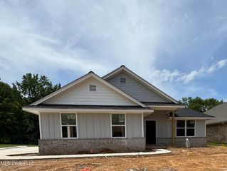 4269 W Olivia Circle, Olive Branch, MS 38654