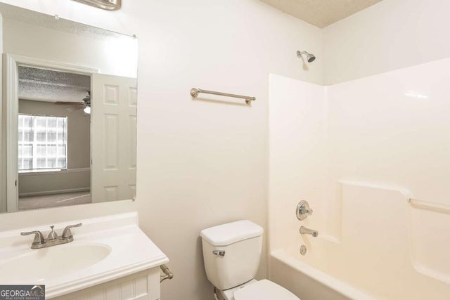 6415 Valerie Bluff, Lithonia, GA 30058