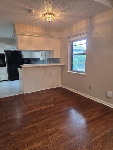 1510 Neptune Lane, Houston, TX 77062