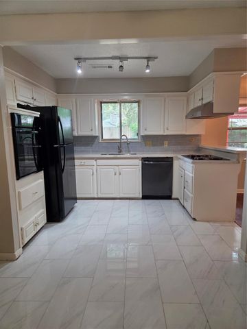 1510 Neptune Lane, Houston, TX 77062