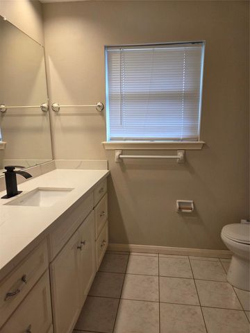 1510 Neptune Lane, Houston, TX 77062