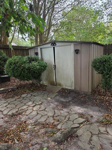 1510 Neptune Lane, Houston, TX 77062