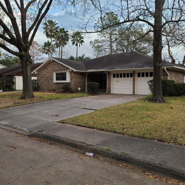 1510 Neptune Lane, Houston, TX 77062