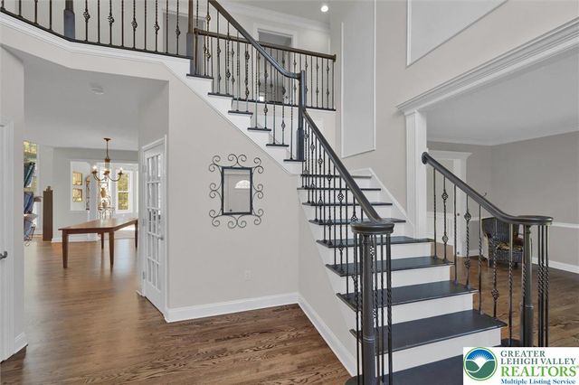 6718 Overlook Court, Upper Macungie Twp, PA 18106