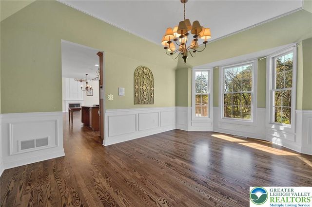 6718 Overlook Court, Upper Macungie Twp, PA 18106