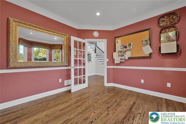 6718 Overlook Court, Upper Macungie Twp, PA 18106