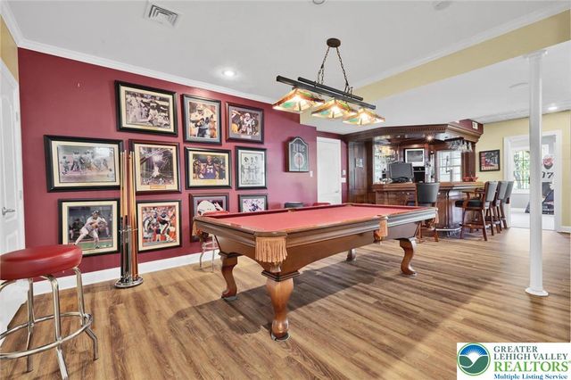 6718 Overlook Court, Upper Macungie Twp, PA 18106