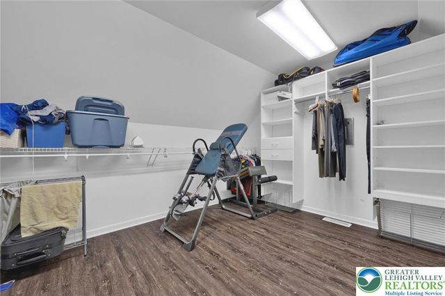 6718 Overlook Court, Upper Macungie Twp, PA 18106