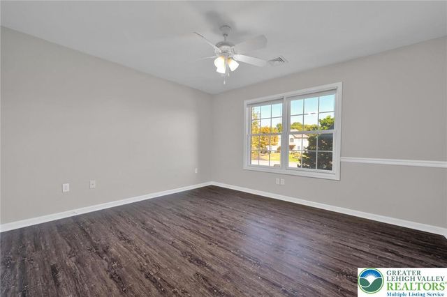 6718 Overlook Court, Upper Macungie Twp, PA 18106