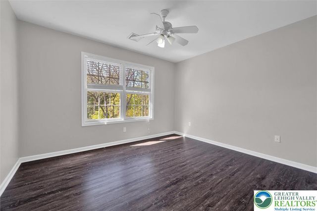 6718 Overlook Court, Upper Macungie Twp, PA 18106