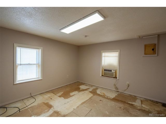 603 S 5th Ave, Brighton, CO 80601