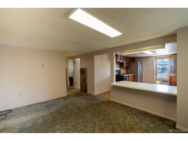 603 S 5th Ave, Brighton, CO 80601