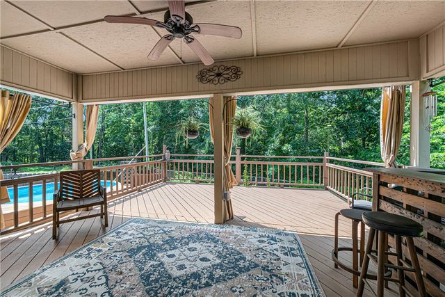2 Saint Neots Lane, Bella Vista, AR 72714