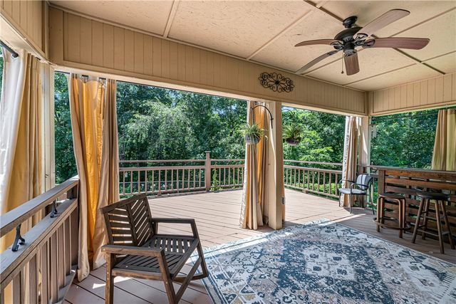 2 Saint Neots Lane, Bella Vista, AR 72714