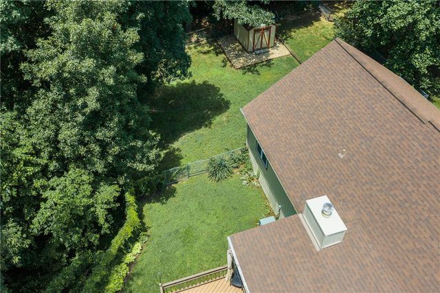 2 Saint Neots Lane, Bella Vista, AR 72714