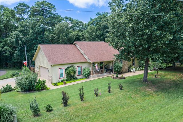 2 Saint Neots Lane, Bella Vista, AR 72714