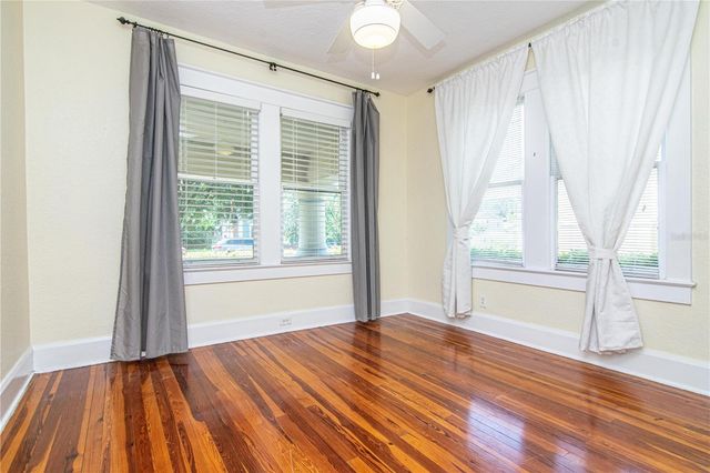 310 E IDLEWILD AVENUE, Tampa, FL 33604
