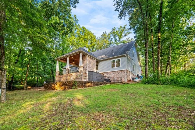 2 Hill Lane, Bella Vista, AR 72714