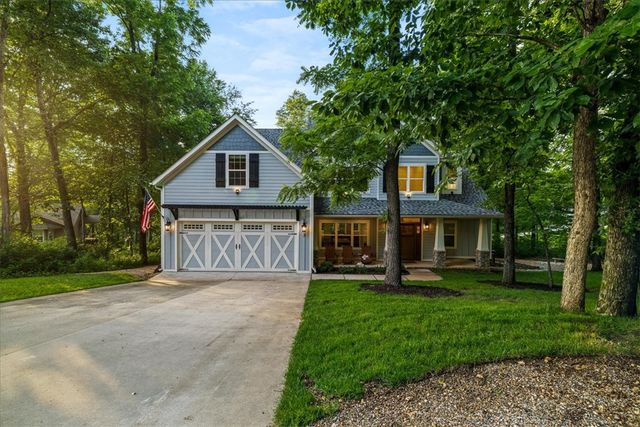 2 Hill Lane, Bella Vista, AR 72714