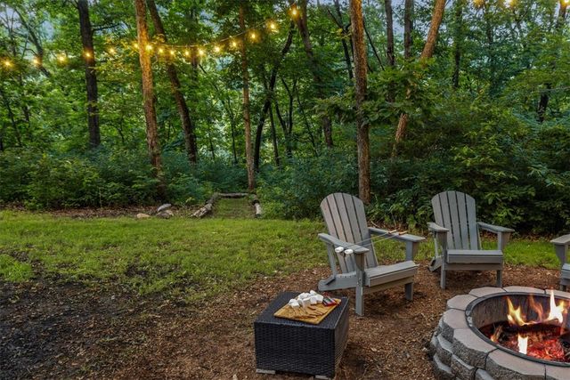 2 Hill Lane, Bella Vista, AR 72714