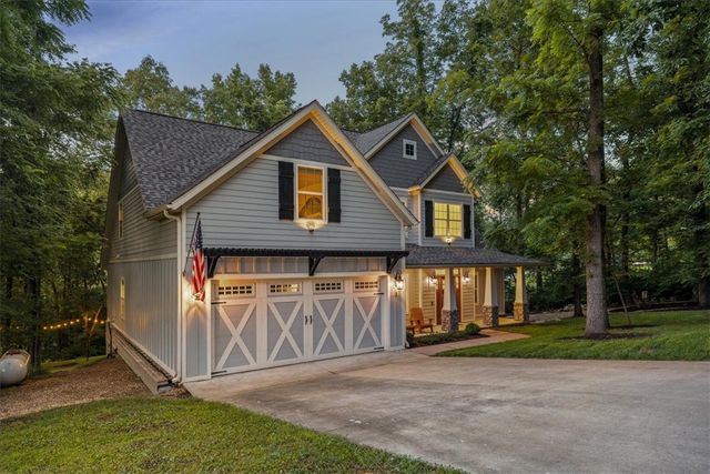 2 Hill Lane, Bella Vista, AR 72714