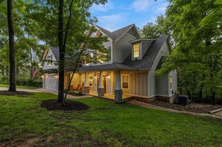 2 Hill Lane, Bella Vista, AR 72714
