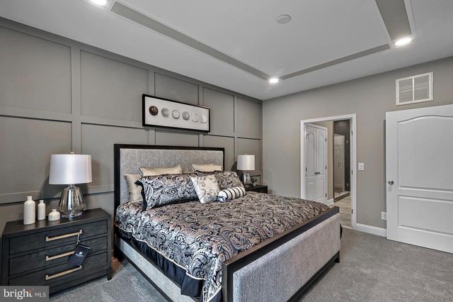 25 LIVINGSTON DR, Felton, DE 19943