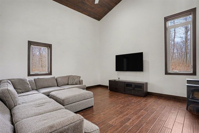 52755 M 43, Bangor, MI 49013