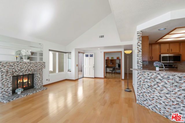 8821 Penridge Place, Inglewood, CA 90305