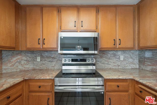 8821 Penridge Place, Inglewood, CA 90305