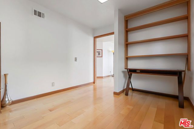 8821 Penridge Place, Inglewood, CA 90305