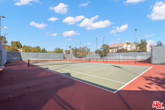 8821 Penridge Place, Inglewood, CA 90305